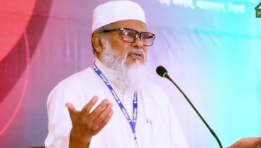 বান্দরবানে আরাকান আর্মির পোশাকে জলকেলি নিয়ে যা বললেন ধর্ম উপদেষ্ট
