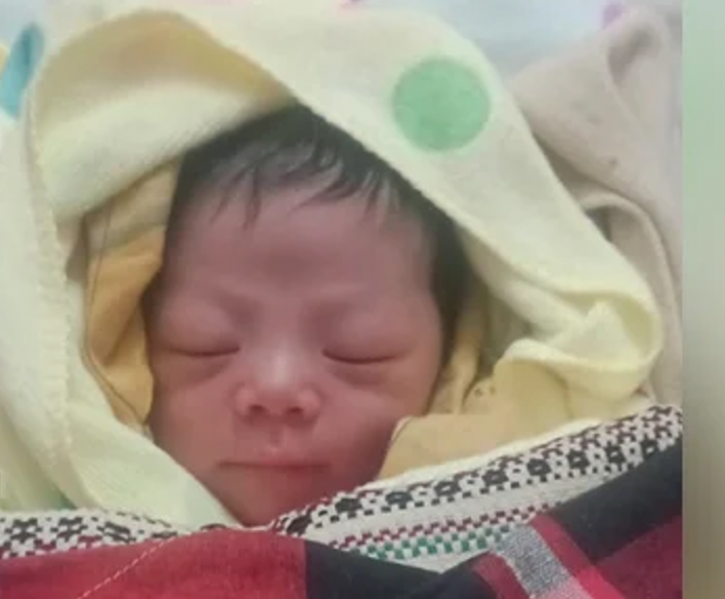 লিঙ্গপরিচয় নির্ণয়ে আলট্রাসনোগ্রাম করাননি সাশন্তি-অসিত লিঙ্গপরিচয় নির্ণয়ে আলট্রাসনোগ্রাম করাননি সাশন্তি-অসিত