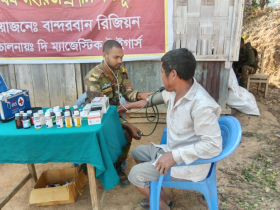 সেনাবাহিনীর সহায়তায় দীর্ঘ ১১ মাস পর ঘরে ফিরল ৭ বম পরিবার